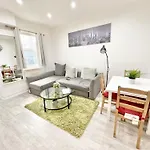 Luxury Garden Flat Near Wembley Stadium