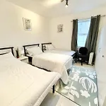 Luxury Garden Flat Near Wembley Stadium